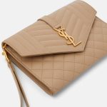 clutch beige