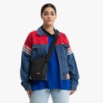 eastpak umhängetasche