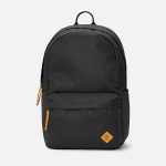 schwarzer rucksack