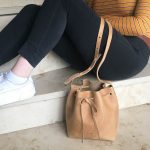 umhängetasche beige